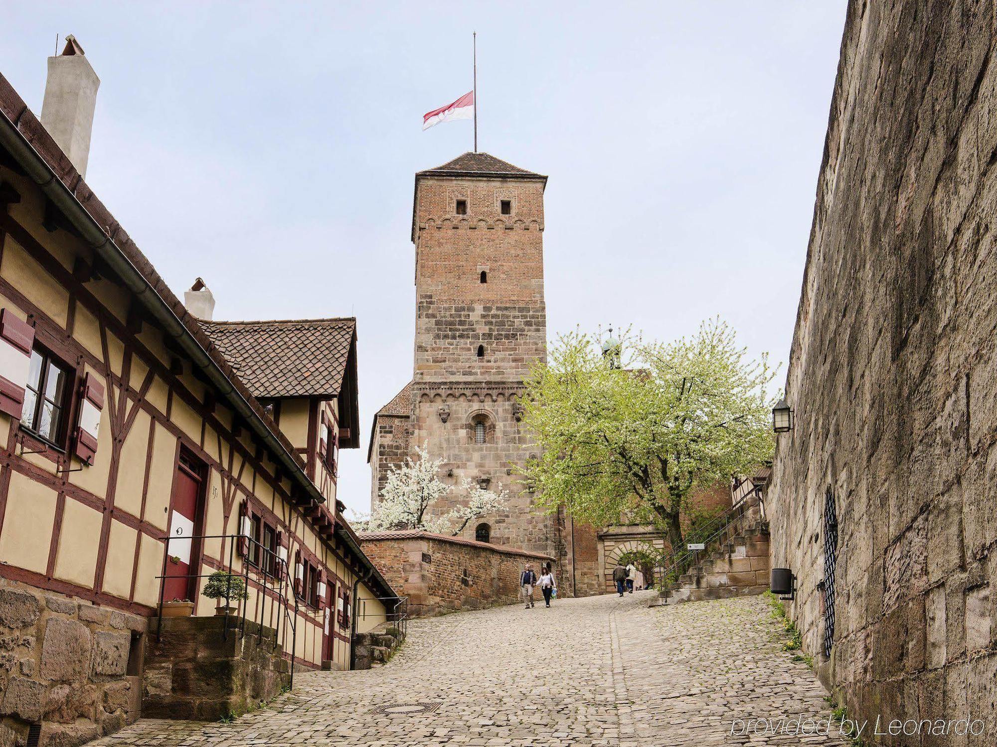 Hotel Invite An Der Kaiserburg 3*
